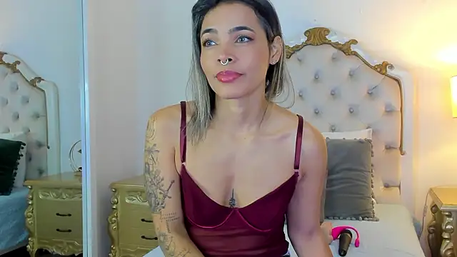 Snapshot of lexa_25_ chatting on February 3, 12:32 pm lexa 25 online show from February 3, 12:32 pm