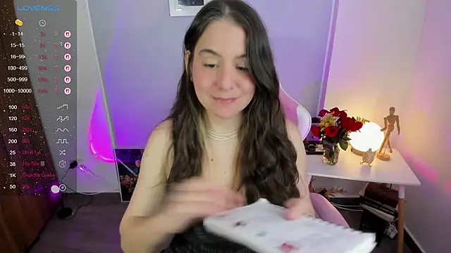 Tamara m  online show from May 10, 6:35 pm