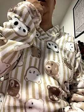 Snapshot of ruby_santana777 chatting on December 15, 12:42 pm ruby santana777 online show from December 15, 12:42 pm