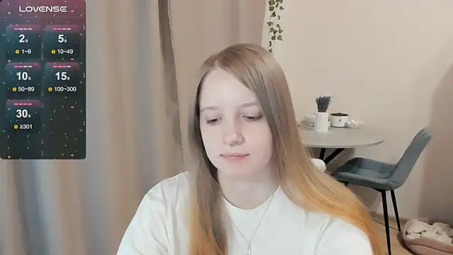 Snapshot of Alyaley chatting on October 16, 11:06 pm Alyaley online show from October 16, 11:06 pm