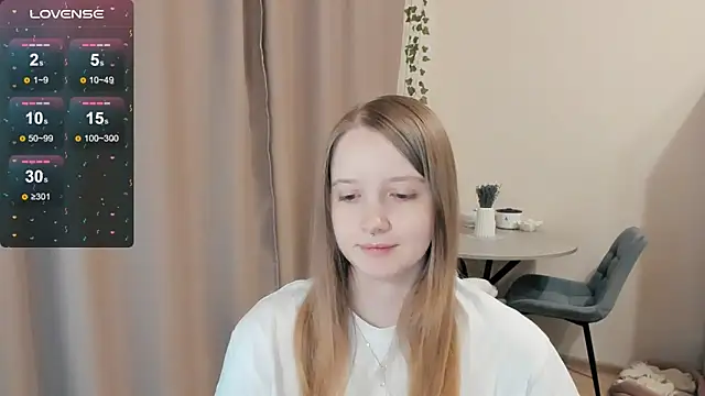 Snapshot of Alyaley chatting on October 26, 5:41 pm Alyaley online show from October 26, 5:41 pm