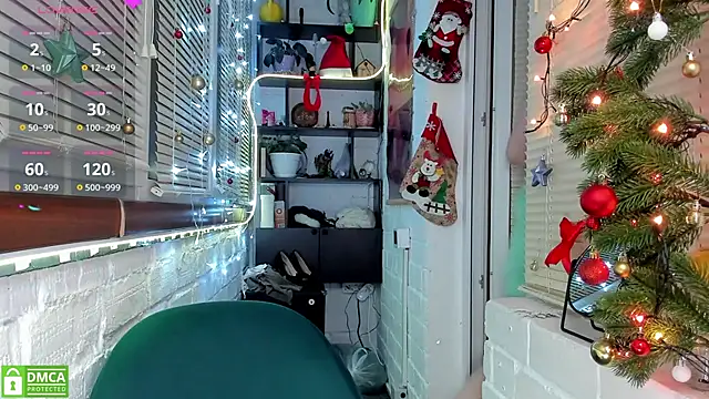 Snapshot of Candys_booty chatting on December 24, 10:17 pm Candys booty online show from December 24, 10:17 pm