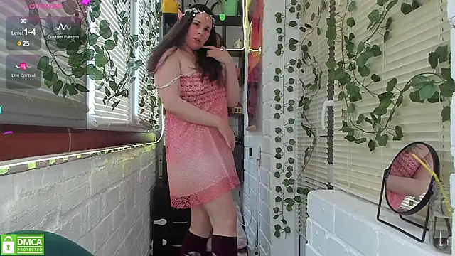 Snapshot of Candys_booty chatting on December 25, 1:20 am Candys booty online show from December 25, 1:20 am