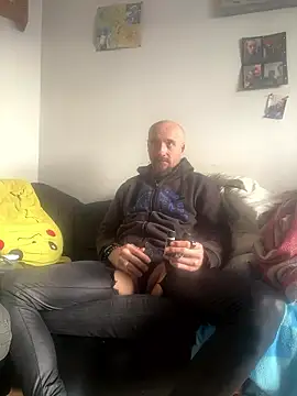 branleurbidu90 online show from January 14, 9:15 am