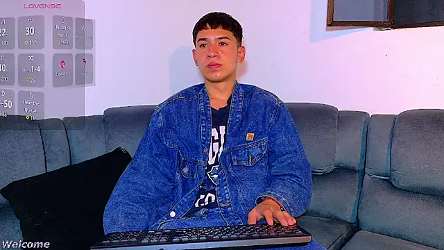 Mr daren  online show from March 23, 6:45 pm