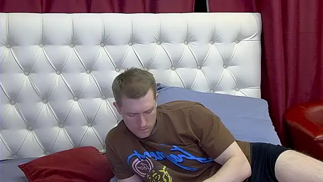 EthanPinkman online show from May 12, 5:37 am