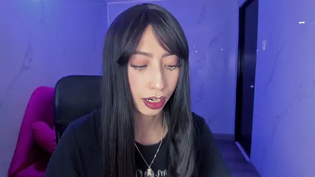 LilithCooperr  online show from May 5, 3:25 am