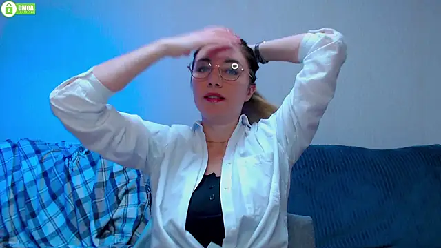 Sweet   Amelia online show from October 16, 3:35 pm