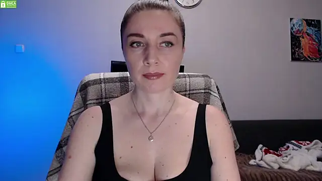 Sweet   Amelia online show from April 6, 2:18 pm