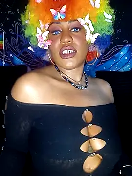 AmazonianMistress online show from April 30, 9:19 pm