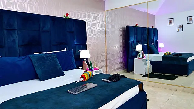 AnyLeonhard online show from September 8, 7:35 pm