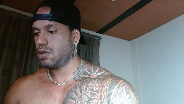 manolofitt online show from April 29, 9:10 pm