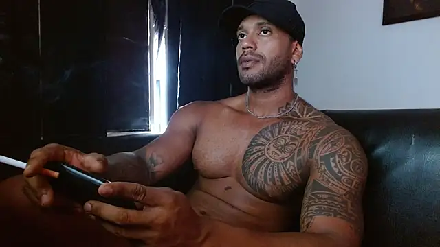 Snapshot of manolofitt chatting on June 30, 4:52 pm manolofitt online show from June 30, 4:52 pm