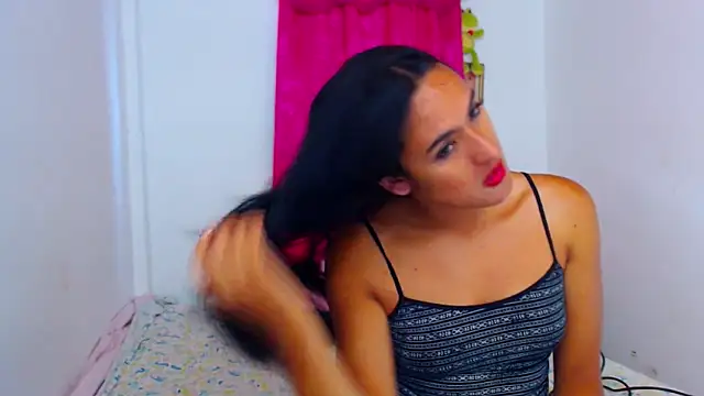 misss estrella online show from September 25, 3:16 pm