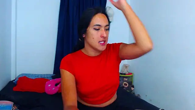 misss estrella online show from October 15, 3:45 pm