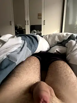 Snapshot of Drummer112 chatting on September 21, 8:05 am Drummer112 online show from September 21, 8:05 am