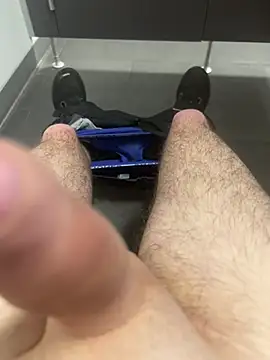 Snapshot of Drummer112 chatting on January 12, 11:04 am Drummer112 online show from January 12, 11:04 am