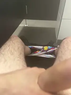 Snapshot of Drummer112 chatting on March 30, 11:22 am Drummer112 online show from March 30, 11:22 am