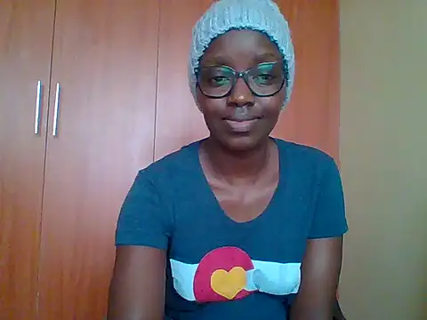 Snapshot of sexy_darleen23 chatting on March 1, 10:39 am sexy darleen23 online show from March 1, 10:39 am