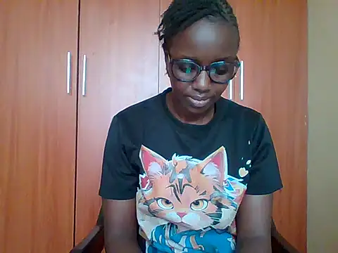 Snapshot of sexy_darleen23 chatting on March 3, 8:31 am sexy darleen23 online show from March 3, 8:31 am