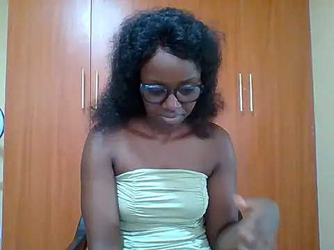 Snapshot of sexy_darleen23 chatting on March 9, 8:07 am sexy darleen23 online show from March 9, 8:07 am