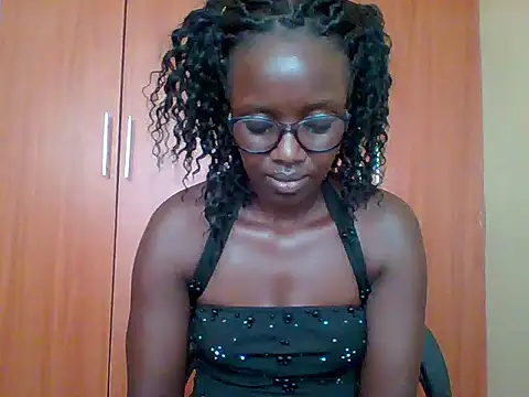 Snapshot of sexy_darleen23 chatting on March 25, 8:09 am sexy darleen23 online show from March 25, 8:09 am