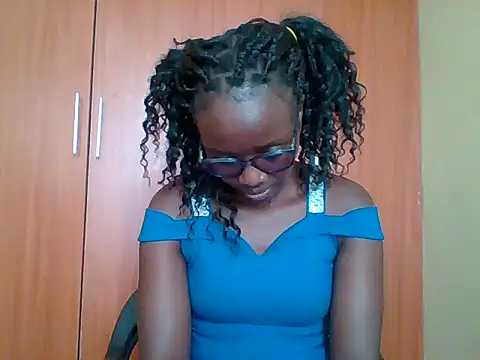 Snapshot of sexy_darleen23 chatting on March 27, 10:48 am sexy darleen23 online show from March 27, 10:48 am