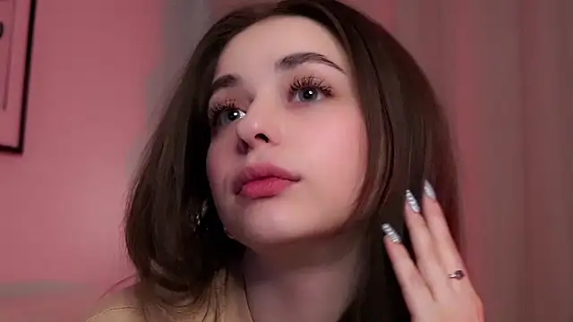 Snapshot of EstherMitchel chatting on March 23, 3:21 am EstherMitchel online show from March 23, 3:21 am