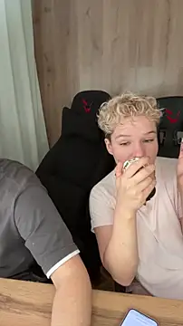 MrMrsRight online show from September 29, 7:46 am