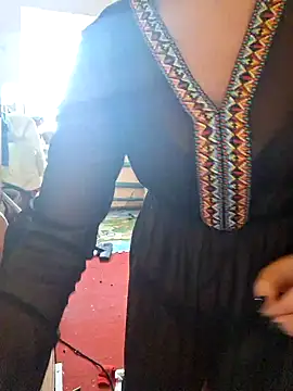 Snapshot of _Kitti_ chatting on December 14, 6:56 am Kitti online show from December 14, 6:56 am