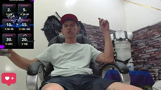 andy dwels777 online show from December 15, 7:42 pm