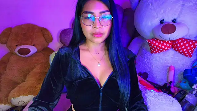 Pocahontascute 33 online show from June 5, 1:12 am