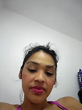 inti amor online show from March 9, 10:08 pm