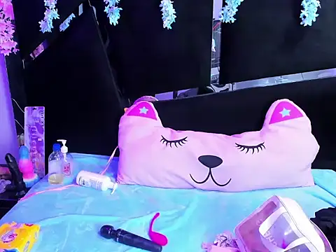 Cocoo Nuth online show from September 19, 3:08 am