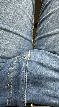 Snapshot of rambetto21 chatting on February 22, 7:56 am rambetto21 online show from February 22, 7:56 am