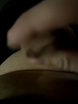 Snapshot of rambetto21 chatting on December 19, 10:17 pm rambetto21 online show from December 19, 10:17 pm