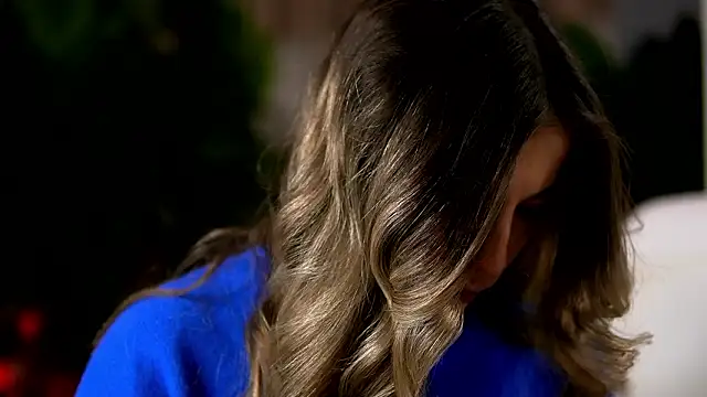 KellyMathews online show from March 26, 2:50 am