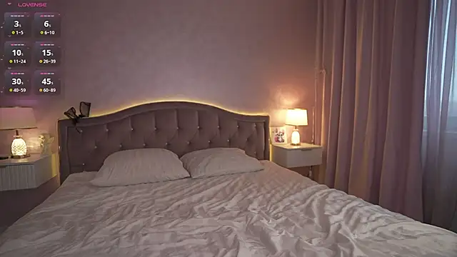  Moon  Shine  online show from July 11, 5:43 am