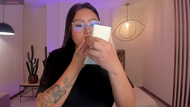 AmberLewis  online show from February 1, 3:08 am