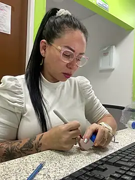 Snapshot of nurse_desi_sexlove chatting on January 17, 5:21 am nurse desi sexlove online show from January 17, 5:21 am