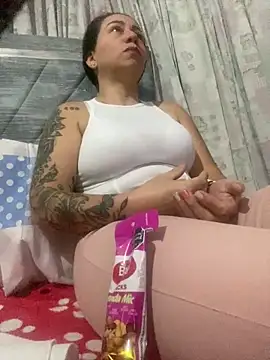 Snapshot of nurse_desi_sexlove chatting on January 17, 11:29 pm nurse desi sexlove online show from January 17, 11:29 pm