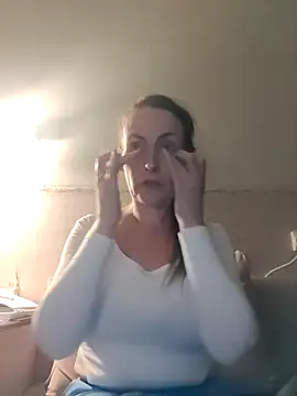 Snapshot of Evelina_cute chatting on September 22, 8:11 pm Evelina cute online show from September 22, 8:11 pm