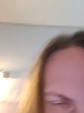 Snapshot of Evelina_cute chatting on October 2, 5:36 am Evelina cute online show from October 2, 5:36 am