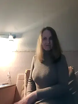 Snapshot of Evelina_cute chatting on October 11, 5:55 pm Evelina cute online show from October 11, 5:55 pm