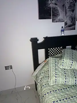 nyna 1 online show from December 20, 5:14 am