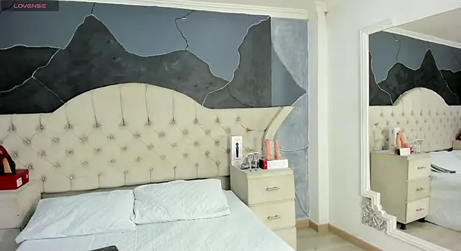 Snapshot of AmberGreyy_ chatting on September 29, 5:18 pm AmberGreyy online show from September 29, 5:18 pm