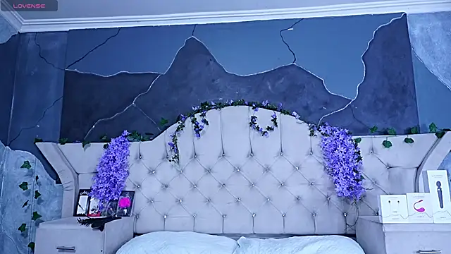 AmberGreyy  online show from June 18, 7:51 pm