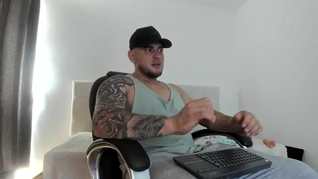 Teilor Creed online show from September 25, 7:50 pm