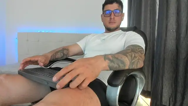 Teilor Creed online show from March 24, 7:19 pm