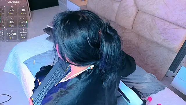 amatista  smith online show from March 4, 8:04 pm